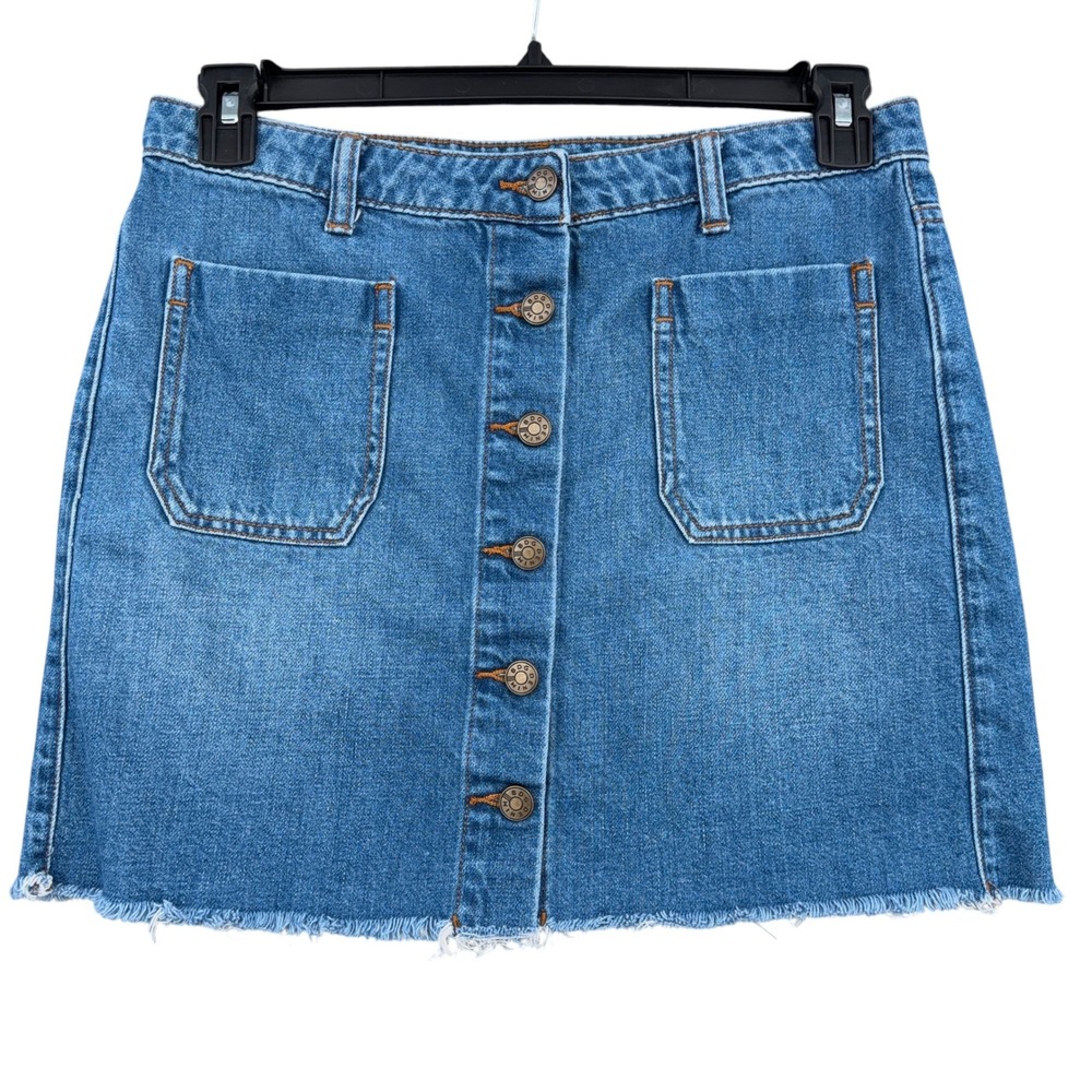 BDG‎ Denim Mini Skirt Womens M 100% Cotton Blue Button Front Raw Hem